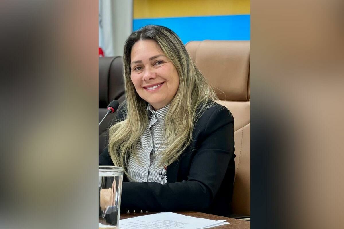 Imagem de compartilhamento para o artigo Vereadora Rosângela Marçal sugere criação da Cidade da Criança e organização de fios em Costa Rica da MS Todo dia